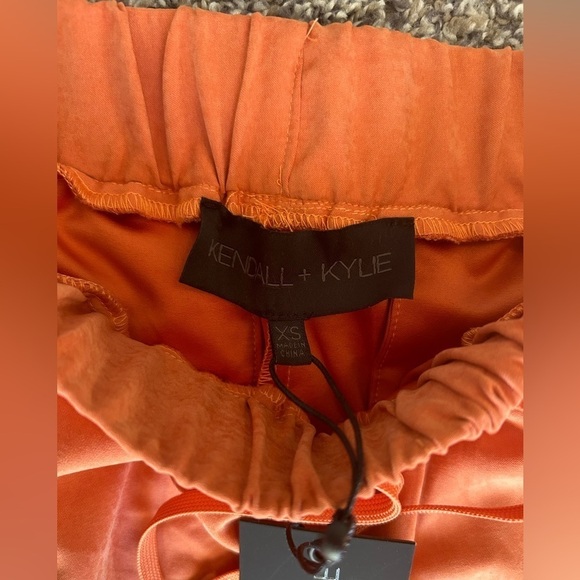 5/$25 Kendall + Kylie NWT suede cargo utility style jogger size XS - Picture 7 of 13
